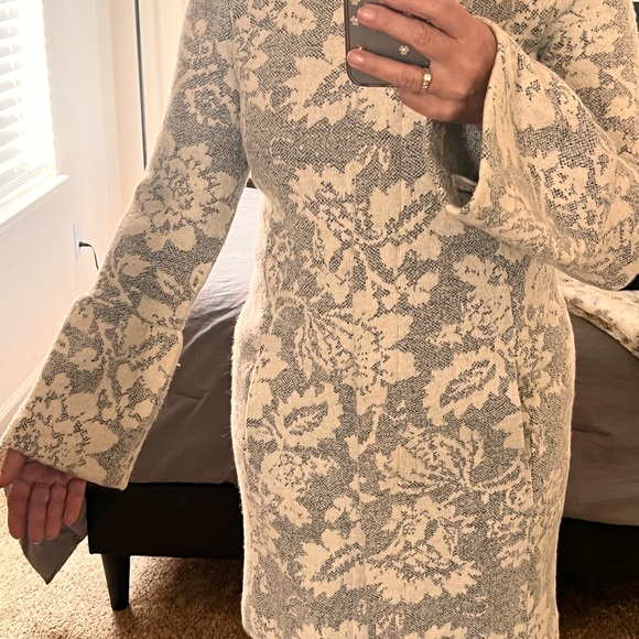 Nannette Lepore woman’s wool coat - Picture 4 of 7